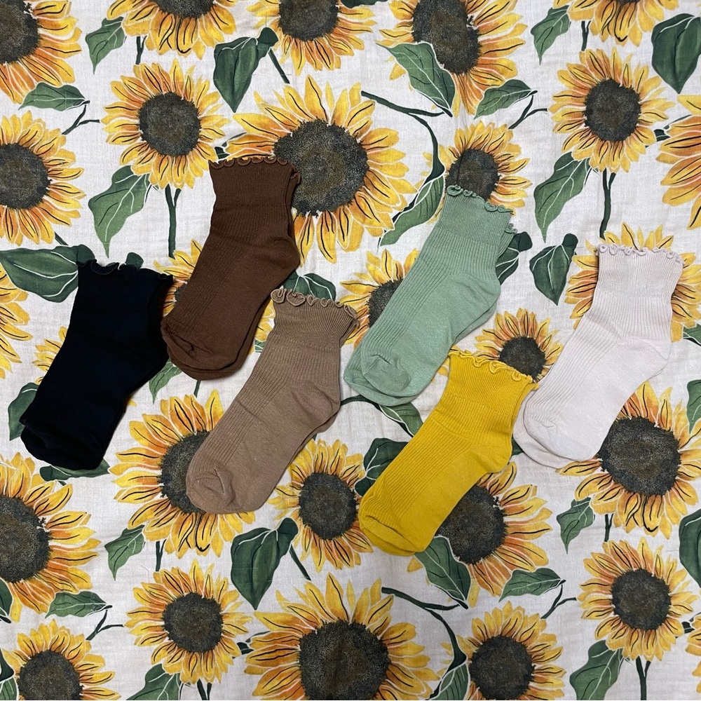 Colorful Ruffle Socks Set